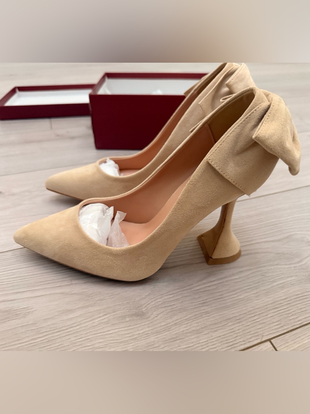 Beige Suede-look Heels Box Label - US 8
